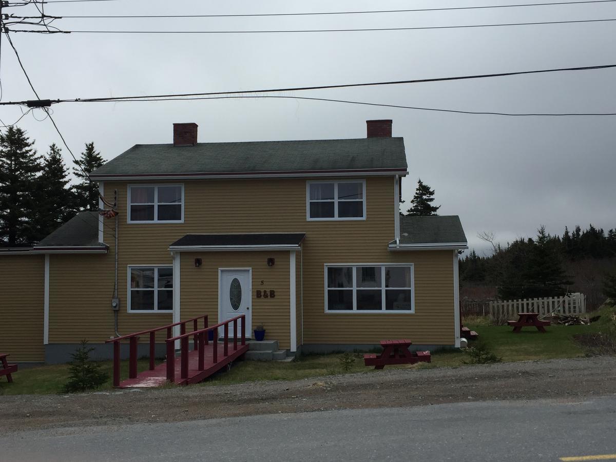 Meems Elliston B&B Exterior foto